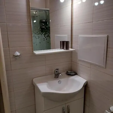 Doris' 1 Bedroom Daire